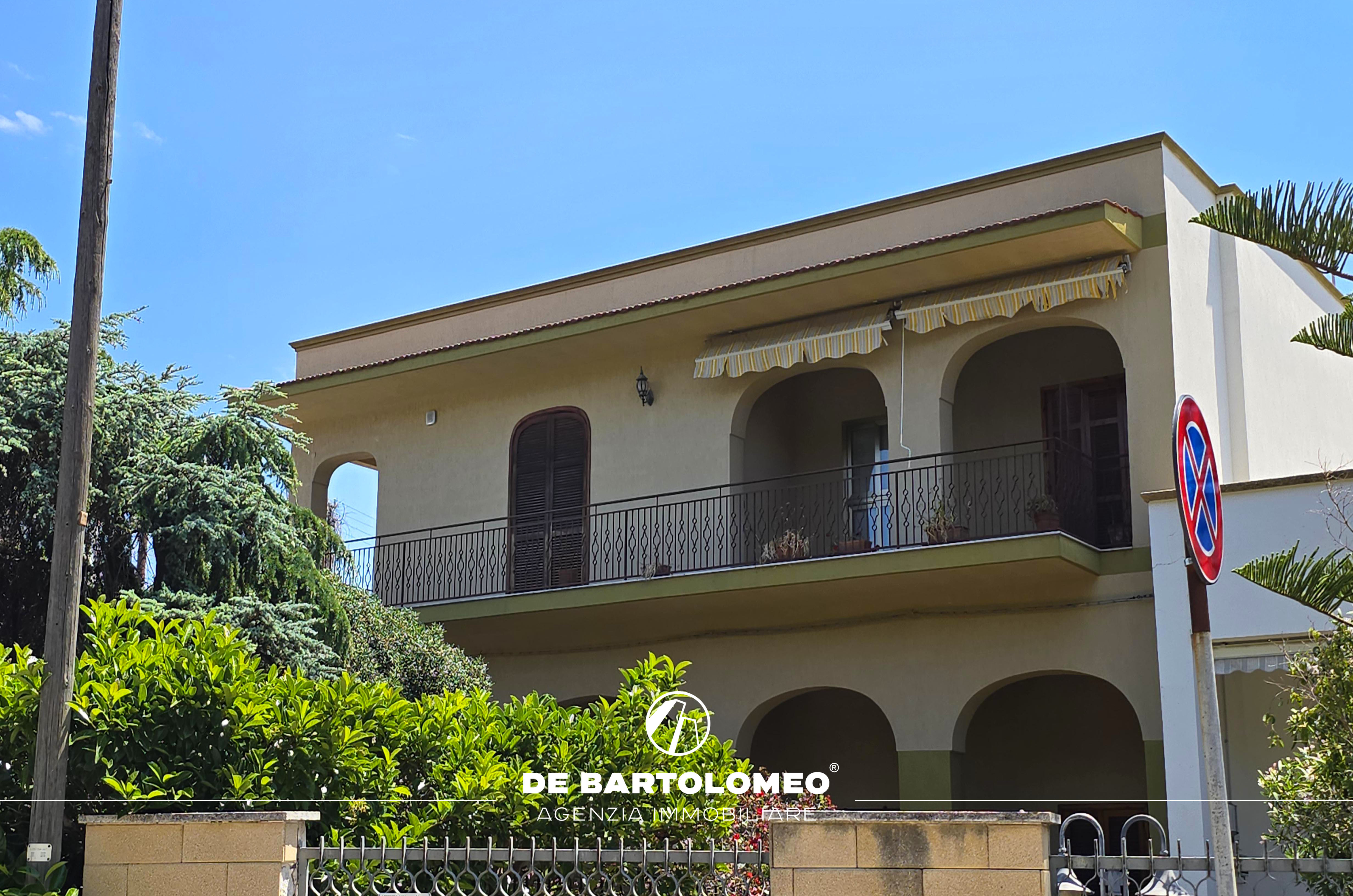 Taranto&nbsp;-&nbsp;Lama - Villa in Via Anemoni ang. Via Lama