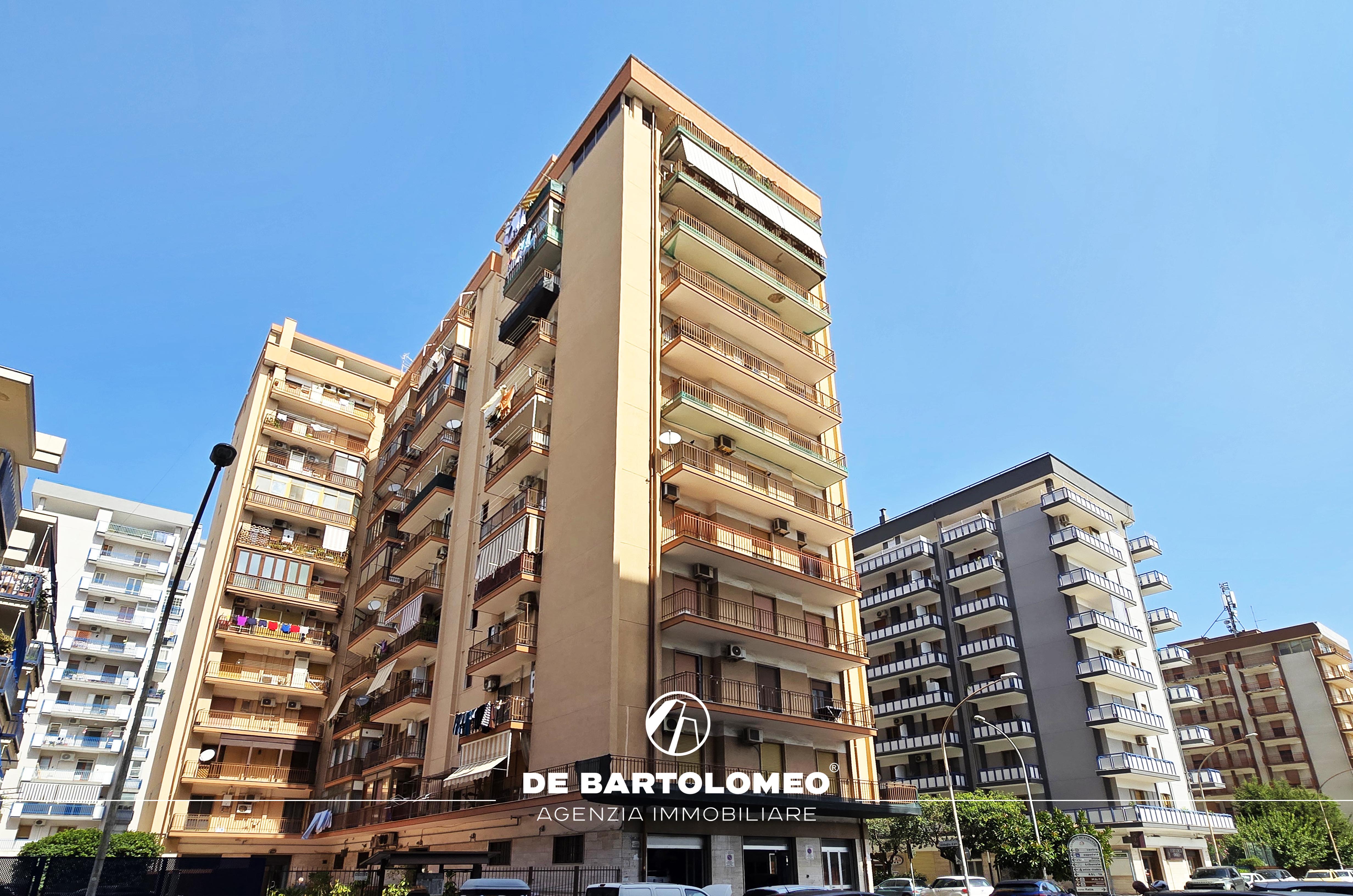 Taranto&nbsp;-&nbsp;Via Campania ang. Via Anfiteatro
