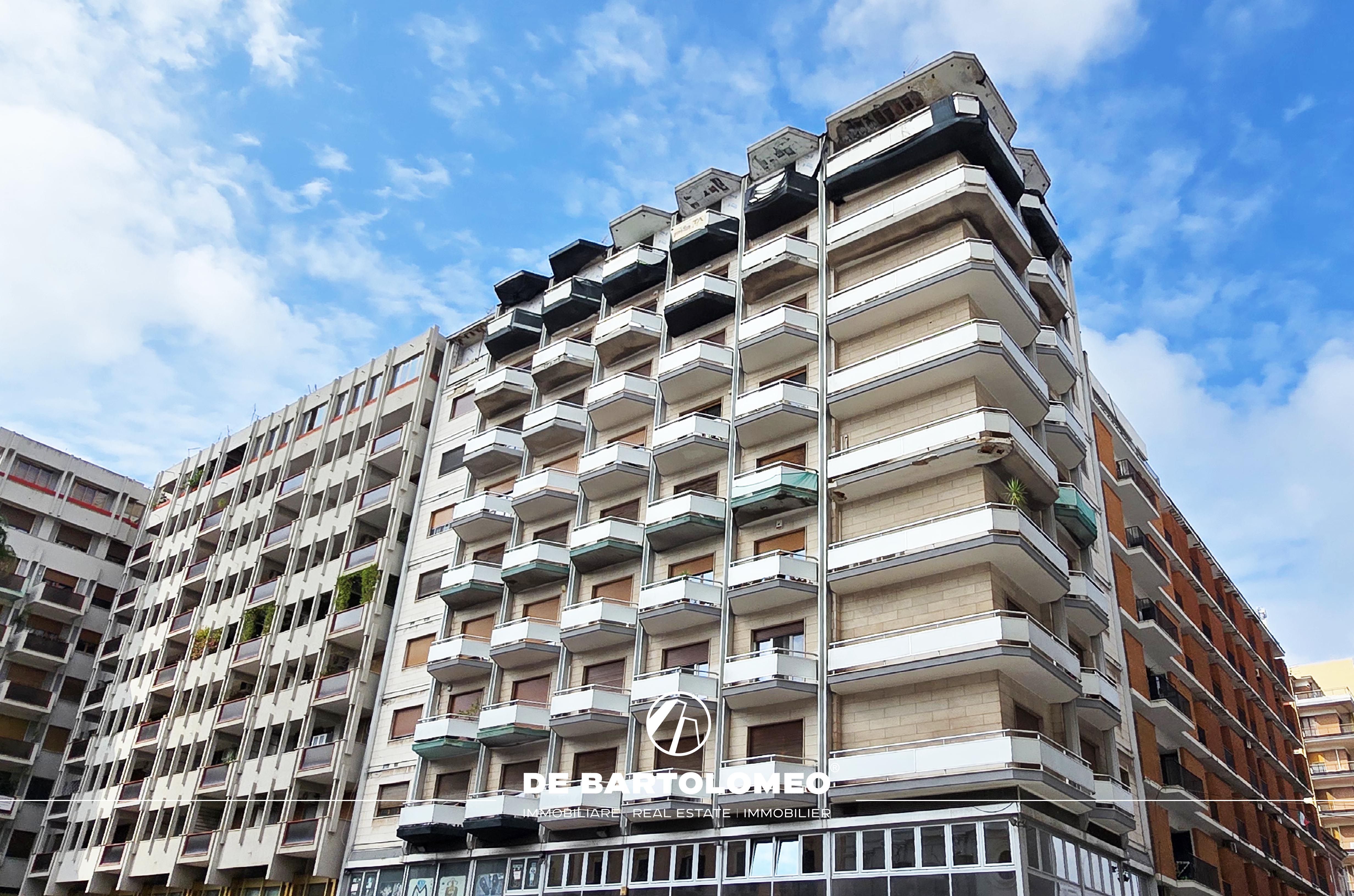 Taranto&nbsp;-&nbsp;Piazza Papa Giovanni XXIII (meglio nota come Piazza Carmine)