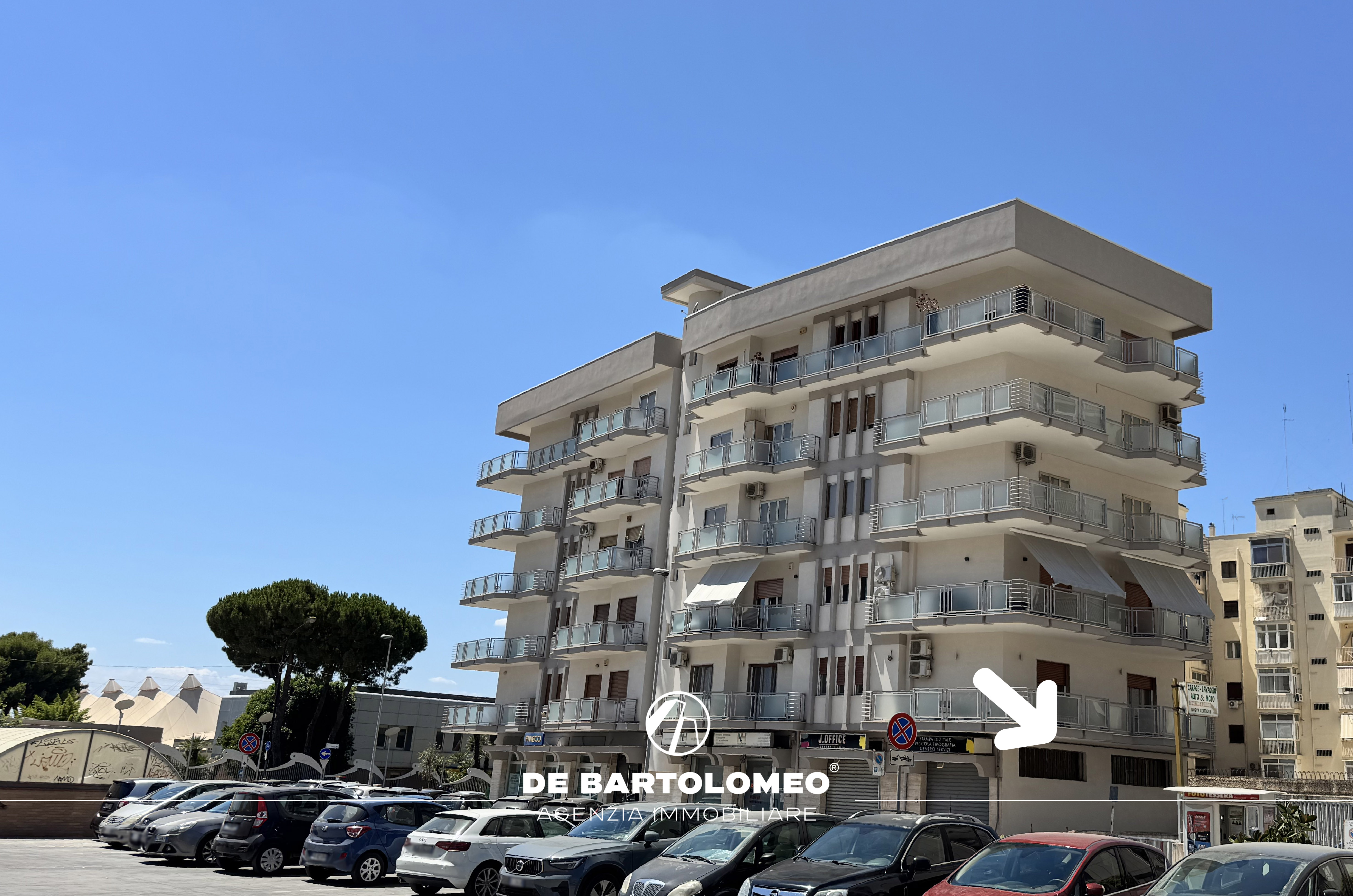 Taranto - Taranto - Garage in Via Lucania ang. Viale Virgilio