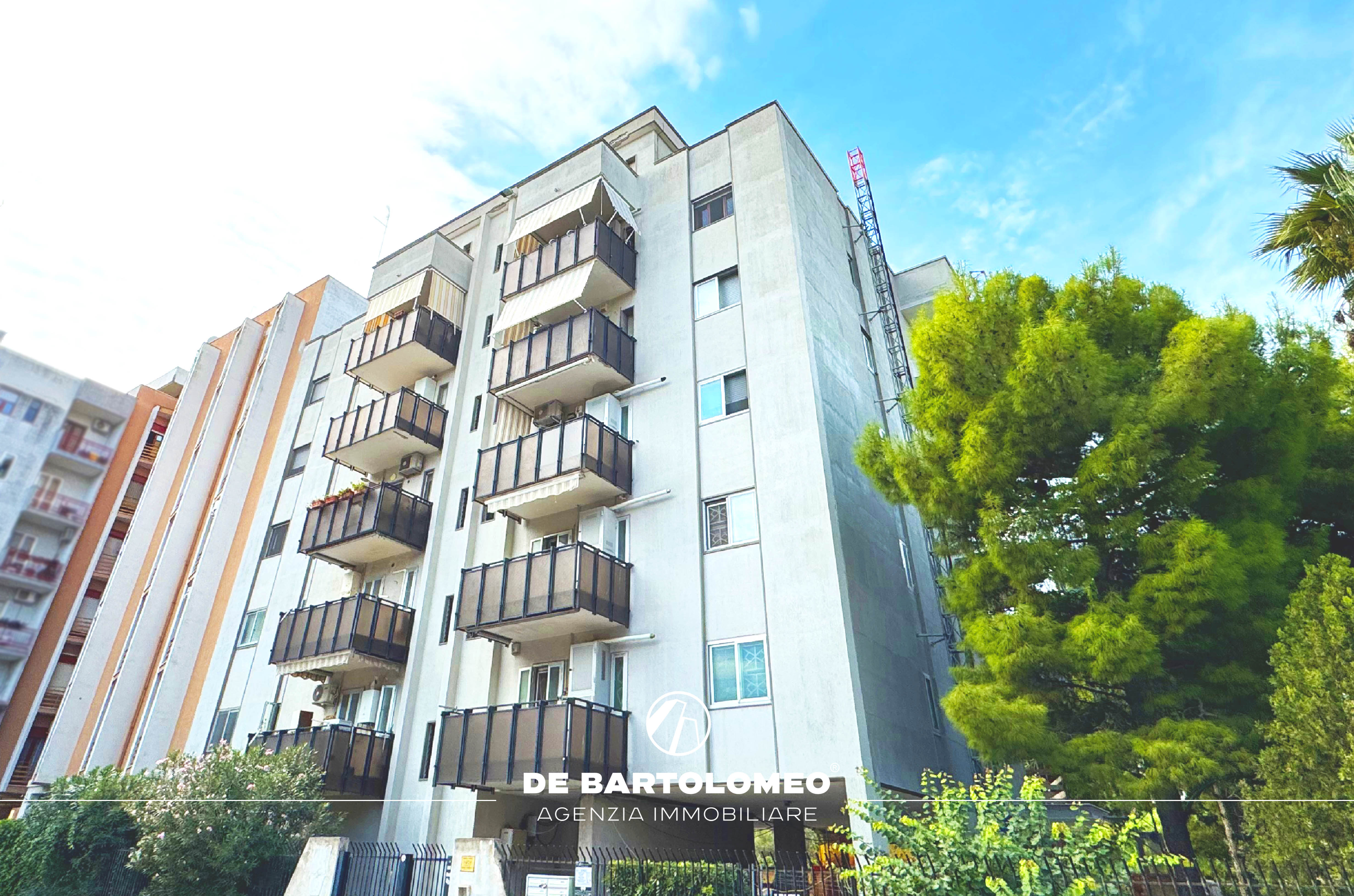 Taranto - Via Lago di Viverone ang. Viale Magna Grecia