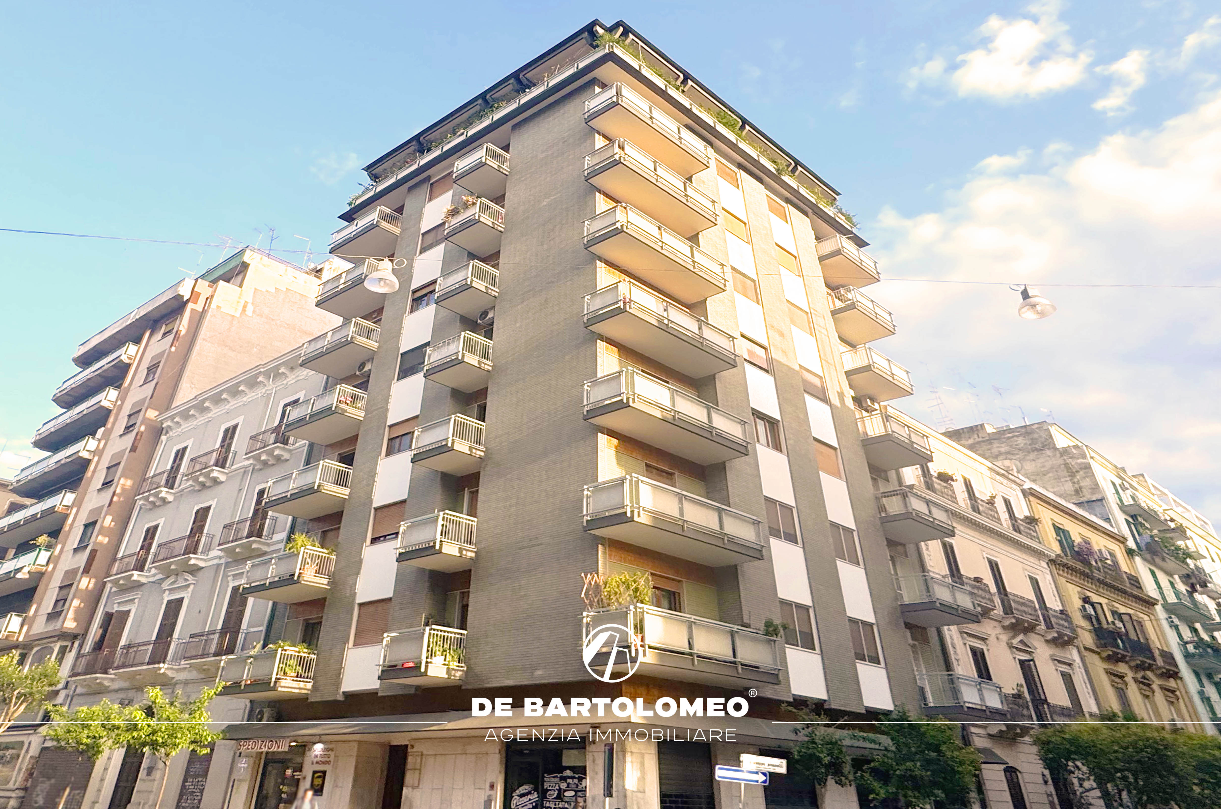 Taranto&nbsp;-&nbsp;Via Principe Amedeo ang. Via Pisanelli